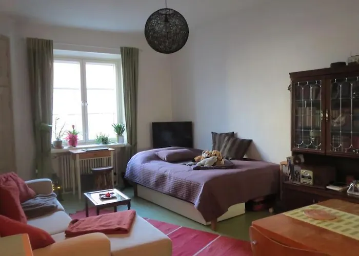 Cosy With Great Location *