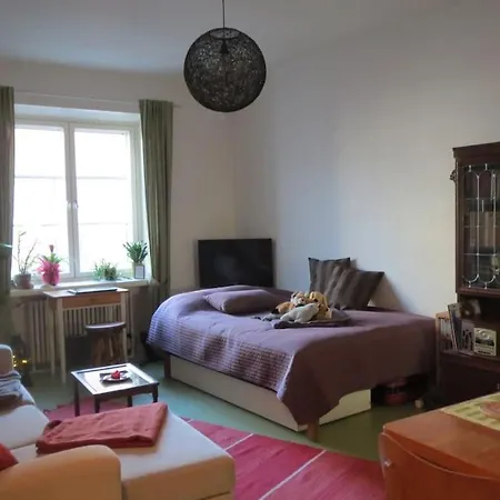 Cosy With Great Location *